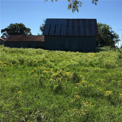 200 Pleasant Grove RD, Elgin, TX 78621