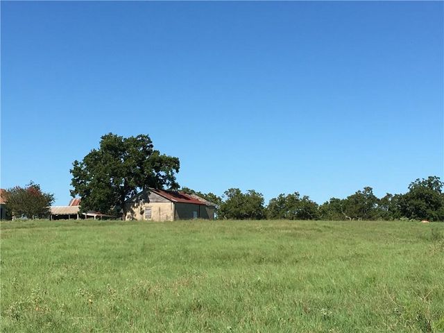200 Pleasant Grove RD, Elgin, TX 78621