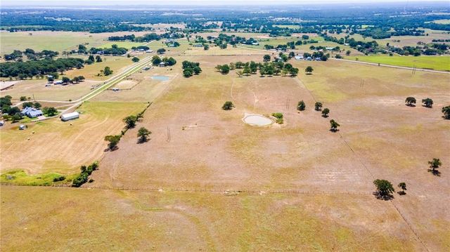 200 Pleasant Grove RD, Elgin, TX 78621