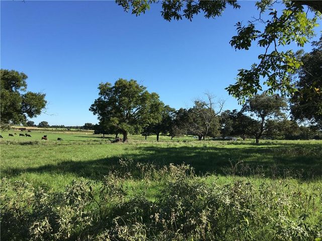 200 Pleasant Grove RD, Elgin, TX 78621