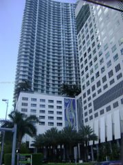 185 SW 7th St 2104, Miami, FL 33130