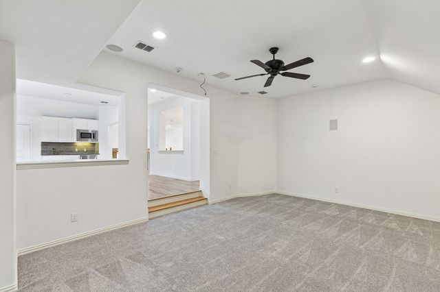 605 Royal Glen Drive, Murphy, TX 75094