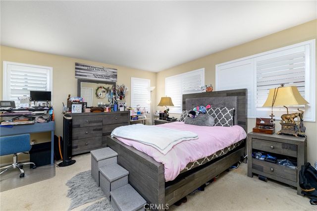 37249 Galileo Lane, Murrieta, CA 92563