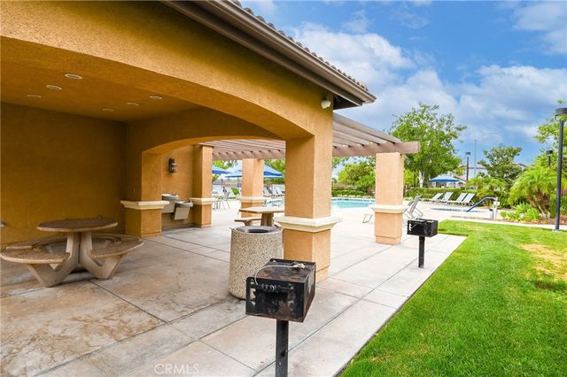 37249 Galileo Lane, Murrieta, CA 92563