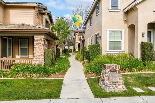 37249 Galileo Lane, Murrieta, CA 92563