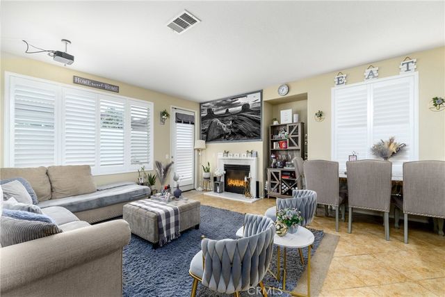 37249 Galileo Lane, Murrieta, CA 92563