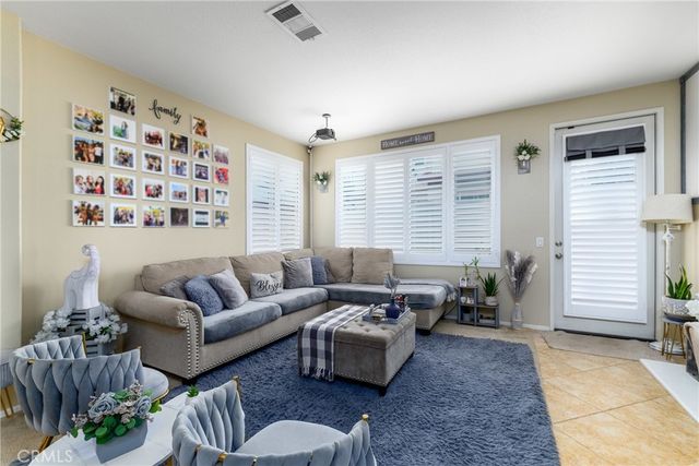 37249 Galileo Lane, Murrieta, CA 92563