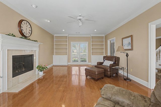 2530 DIBRELL TRAIL DR, Collierville, TN 38017