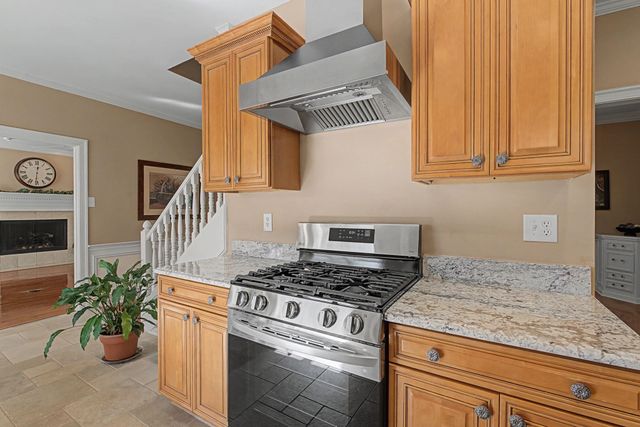 2530 DIBRELL TRAIL DR, Collierville, TN 38017