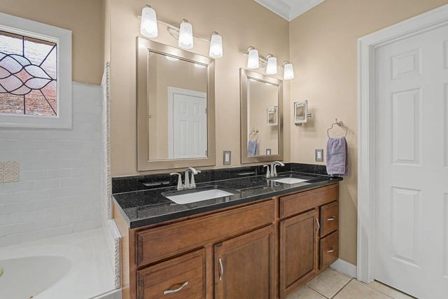 2530 DIBRELL TRAIL DR, Collierville, TN 38017