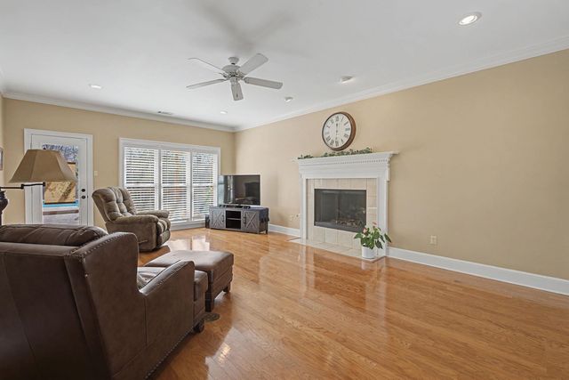 2530 DIBRELL TRAIL DR, Collierville, TN 38017