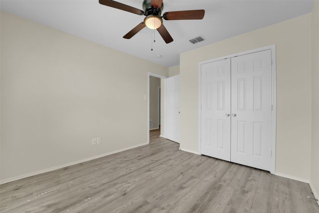 305 Woodridge Drive, Oak Point, TX 75068