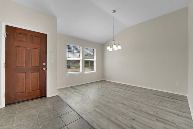 305 Woodridge Drive, Oak Point, TX 75068