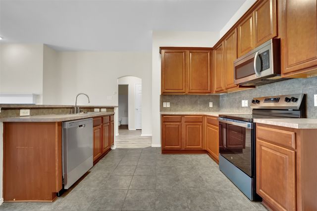 305 Woodridge Drive, Oak Point, TX 75068