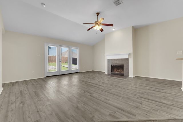 305 Woodridge Drive, Oak Point, TX 75068