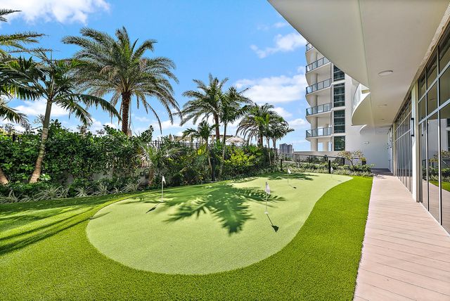 220 Lake Shore Drive N-1521, Lake Park, FL 33403