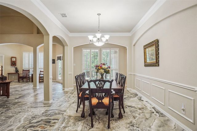 1100 Cogburn Court, Shady Shores, TX 76208