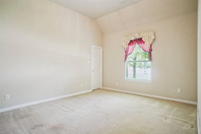 1100 Cogburn Court, Shady Shores, TX 76208