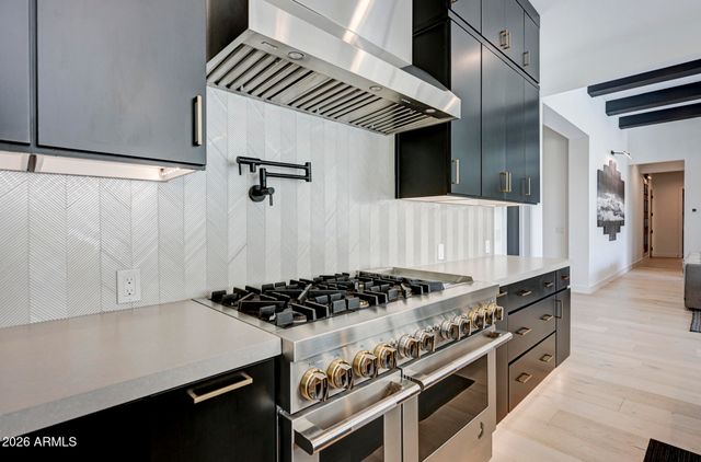 33930 N BORGATA Trail, San Tan Valley, AZ 85144