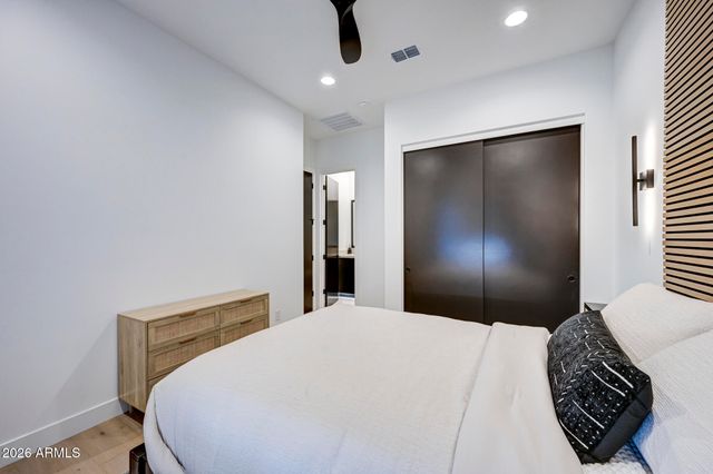 33930 N BORGATA Trail, San Tan Valley, AZ 85144