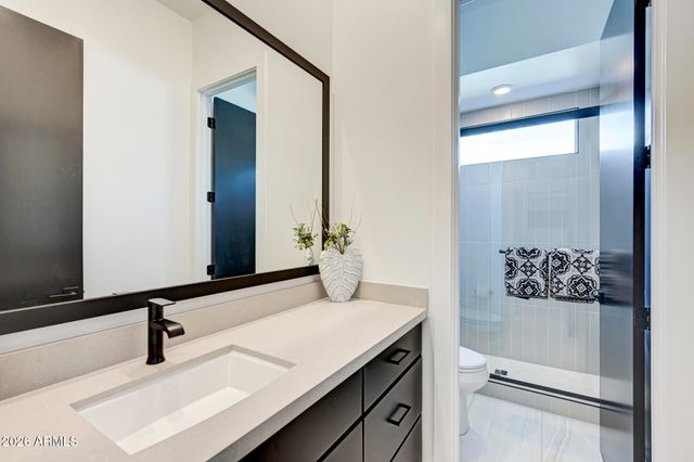 33930 N BORGATA Trail, San Tan Valley, AZ 85144