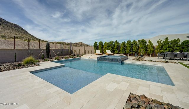 33930 N BORGATA Trail, San Tan Valley, AZ 85144