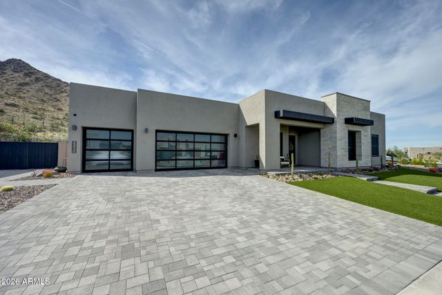 33930 N BORGATA Trail, San Tan Valley, AZ 85144