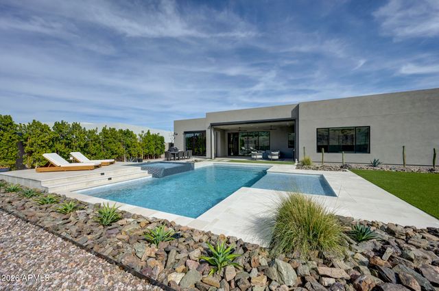 33930 N BORGATA Trail, San Tan Valley, AZ 85144