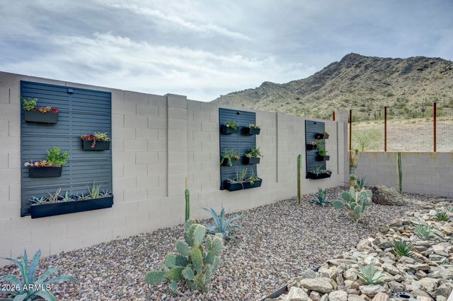 33930 N BORGATA Trail, San Tan Valley, AZ 85144