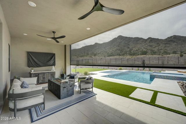 33930 N BORGATA Trail, San Tan Valley, AZ 85144