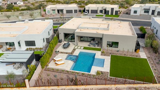 33930 N BORGATA Trail, San Tan Valley, AZ 85144