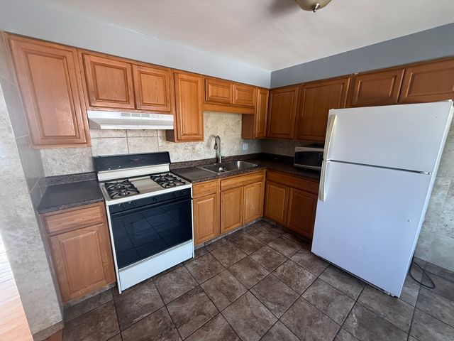 3558 N Nagle Avenue 3N, Chicago, IL 60634