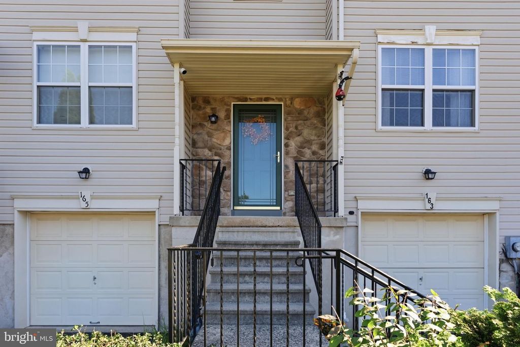 163 STRAWBERRY LN, PERKASIE, PA 18944 — photo 2