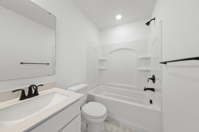 18574 Lincoln Street NW, Elk River, MN 55330