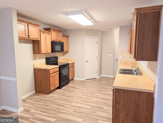 1248 Nottley Drive, Locust Grove, GA 30248