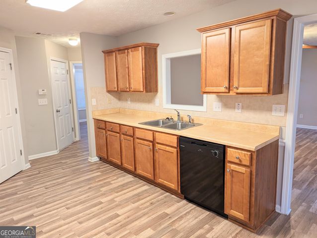 1248 Nottley Drive, Locust Grove, GA 30248