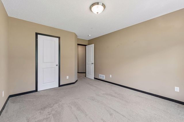 8652 Lake Riley Drive, Chanhassen, MN 55317