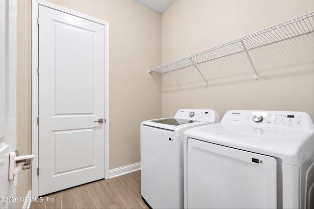 385 RUM RUNNER Way, St. Johns, FL 32259