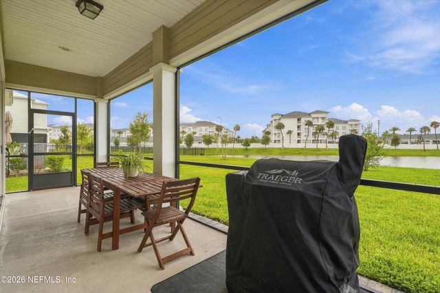 385 RUM RUNNER Way, St. Johns, FL 32259