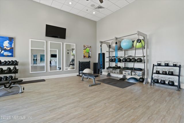 385 RUM RUNNER Way, St. Johns, FL 32259