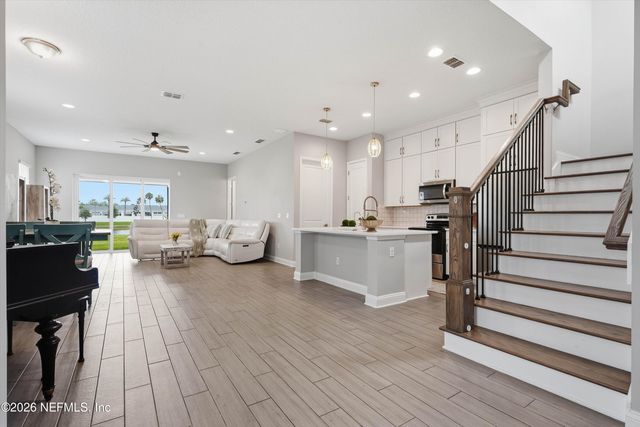385 RUM RUNNER Way, St. Johns, FL 32259