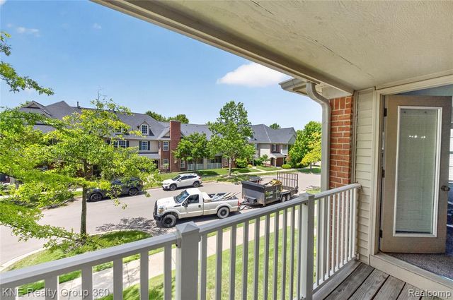 4077 Berkeley Ave, Canton, MI 48188