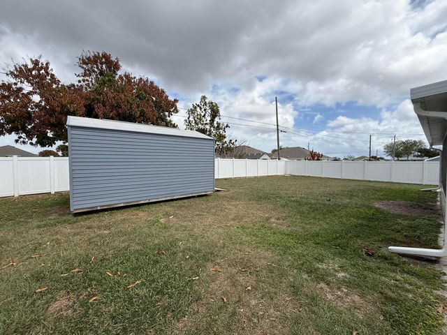 949 SW Fisherman Avenue, Port St. Lucie, Port St Lucie, FL 34953