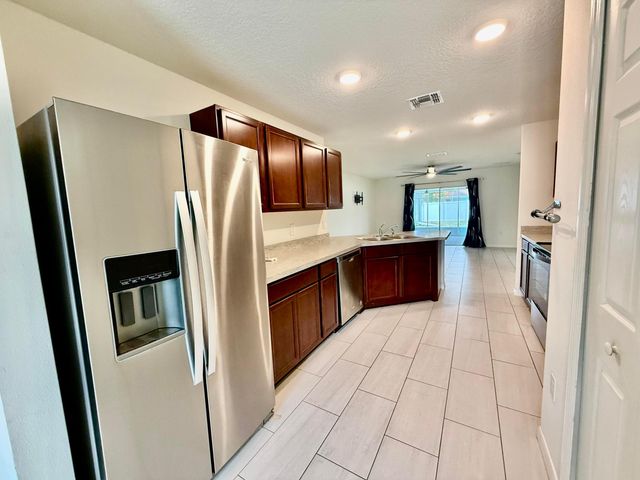 949 SW Fisherman Avenue, Port St. Lucie, Port St Lucie, FL 34953