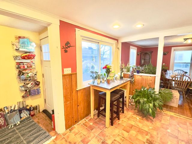 8 Fox Point, Boston, MA 02125