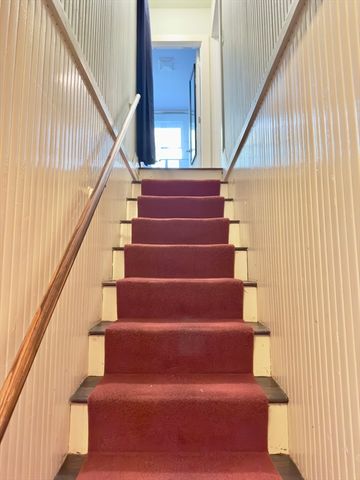 8 Fox Point, Boston, MA 02125