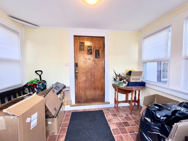 8 Fox Point, Boston, MA 02125