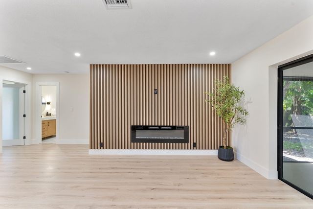 1820 17th Court N, Lake Worth Beach, FL 33460