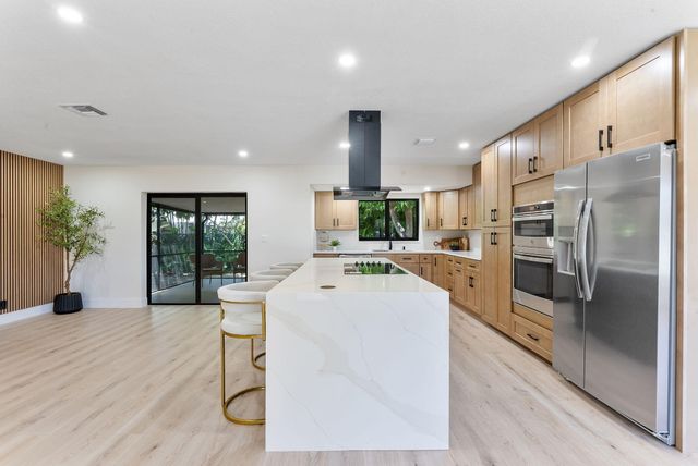 1820 17th Court N, Lake Worth Beach, FL 33460