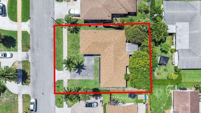 1820 17th Court N, Lake Worth Beach, FL 33460